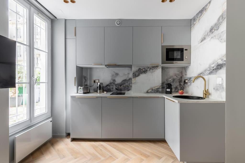 Neuilly/Paris :Magnifique Appartement 4P Exteriör bild
